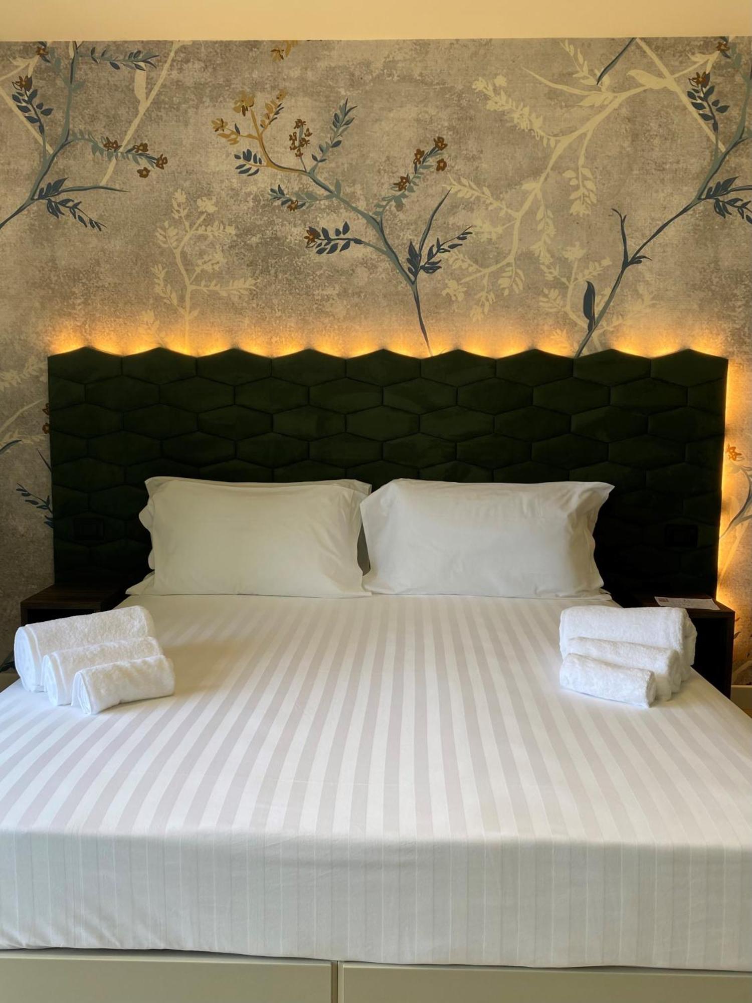 Hotel Vita 살로 외부 사진