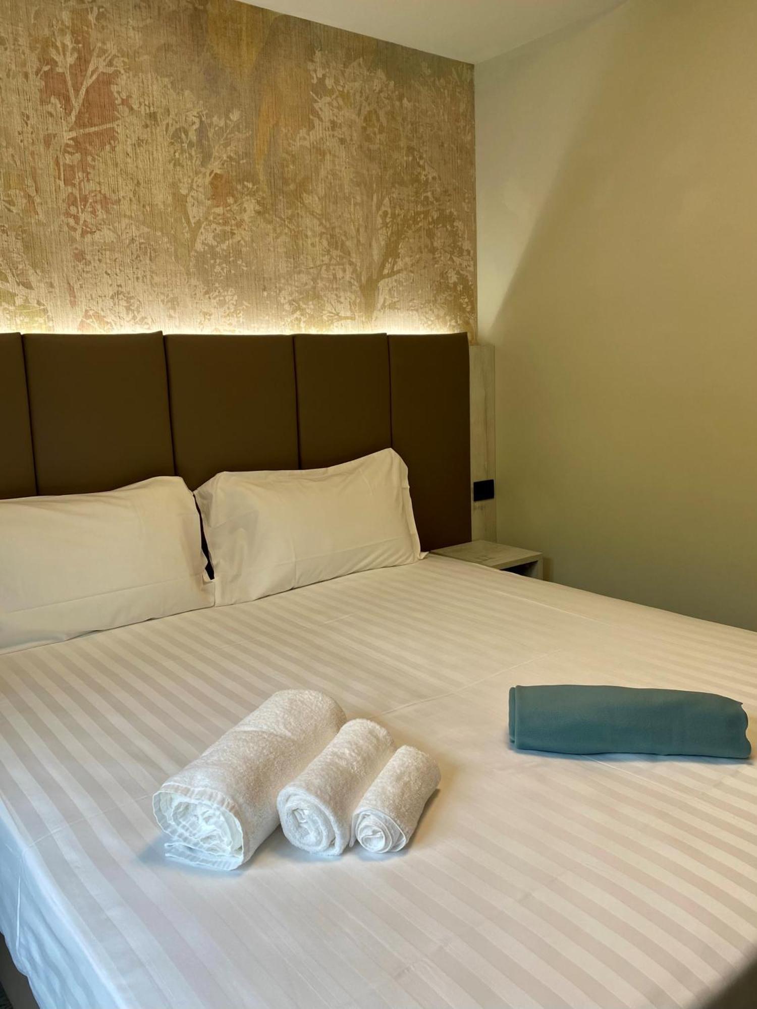Hotel Vita 살로 외부 사진