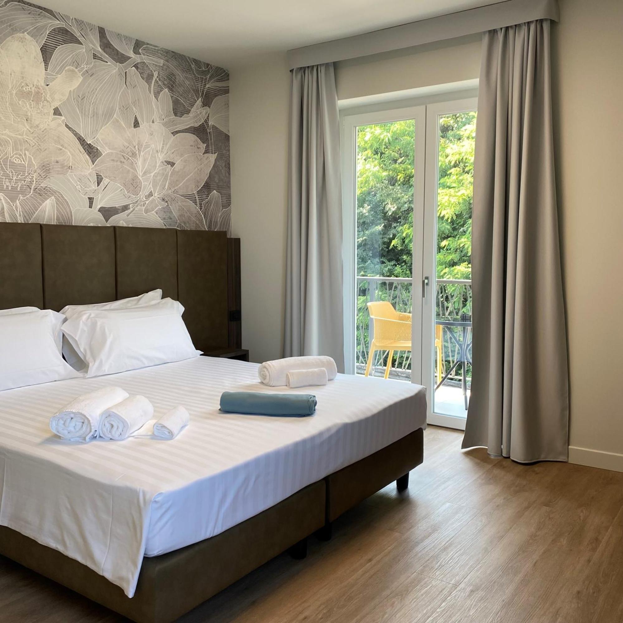 Hotel Vita 살로 외부 사진