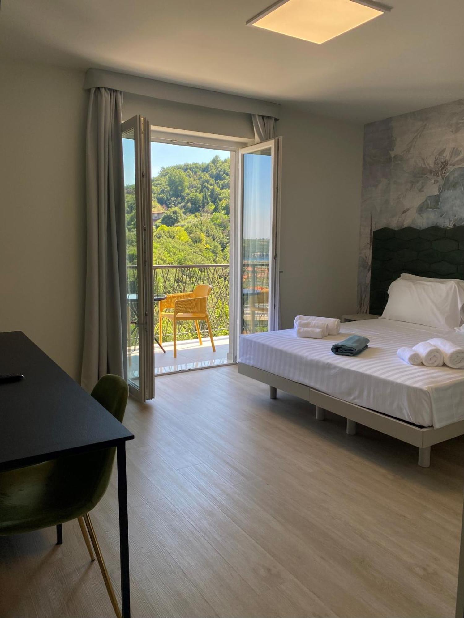 Hotel Vita 살로 외부 사진