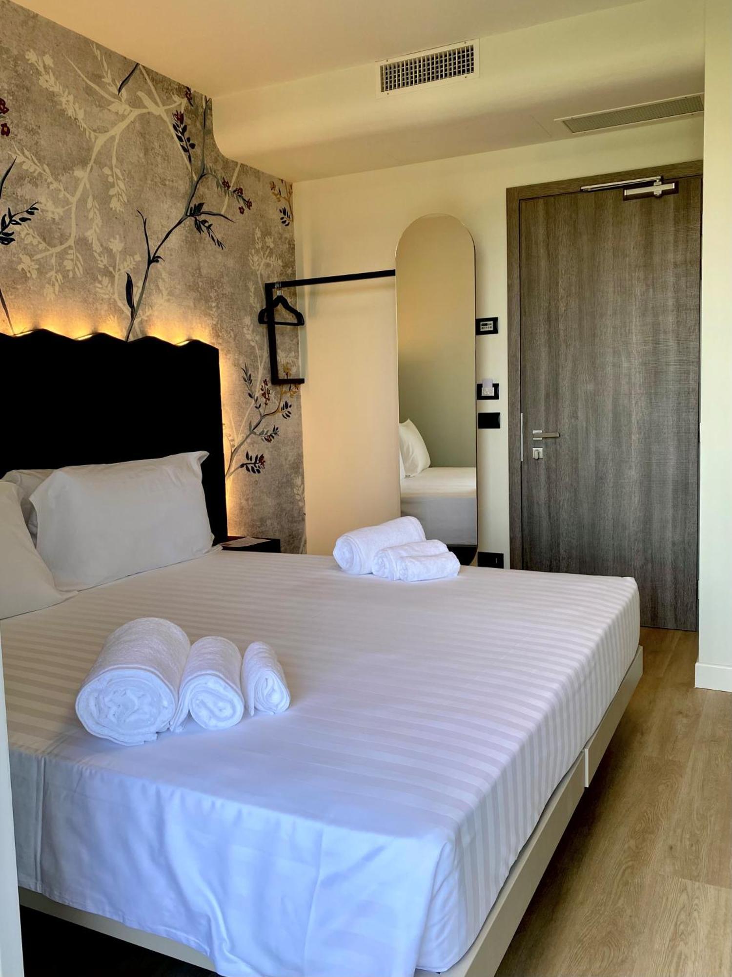 Hotel Vita 살로 외부 사진